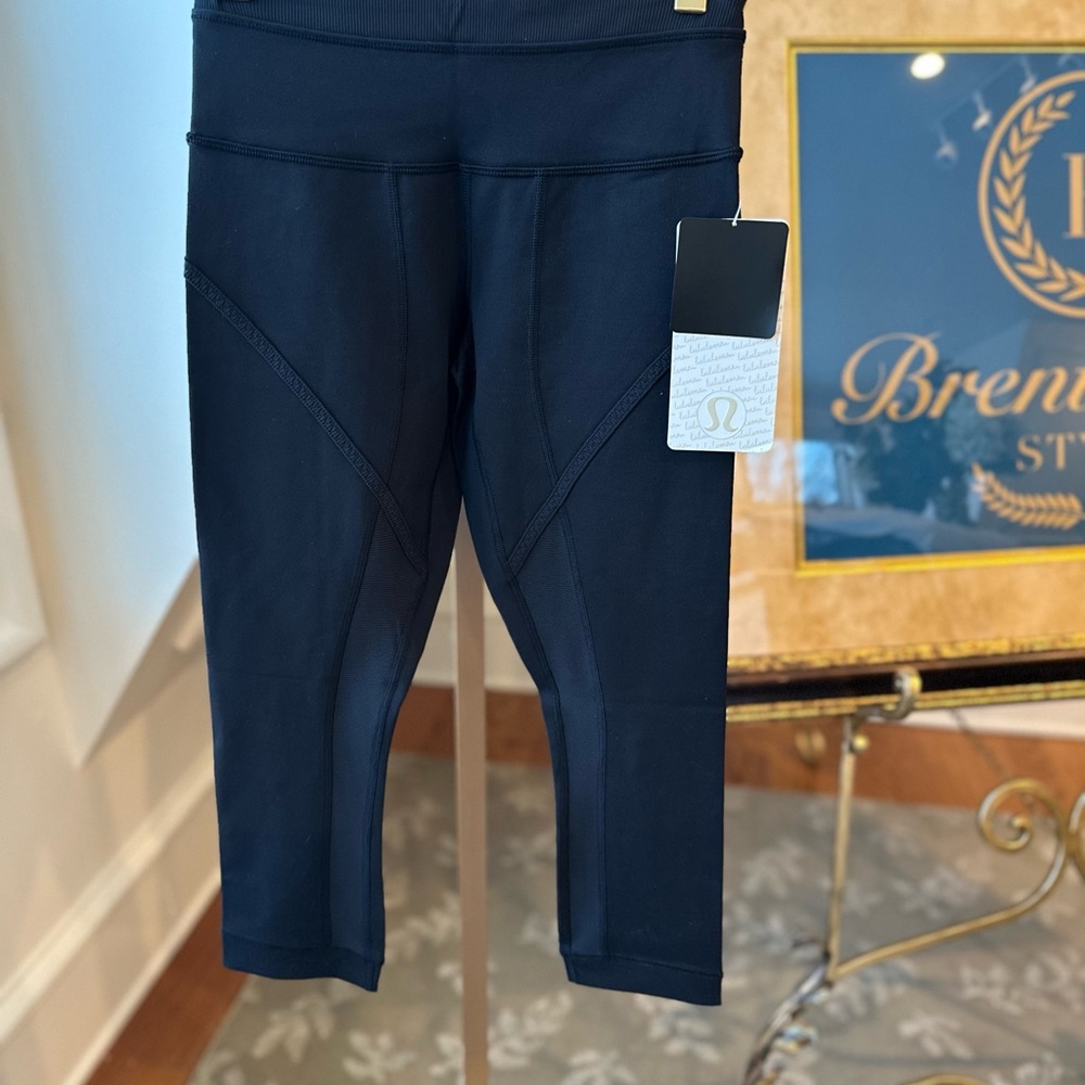Lululemon Roll Out cropped leggings,sz 4